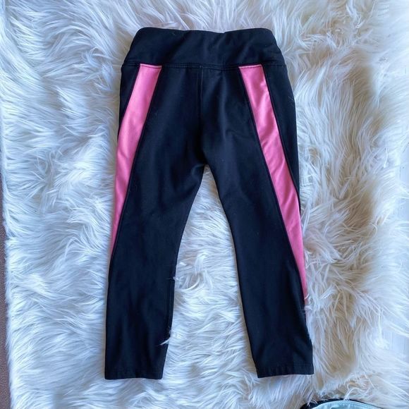 Capri Leggings - Picture 4 of 8